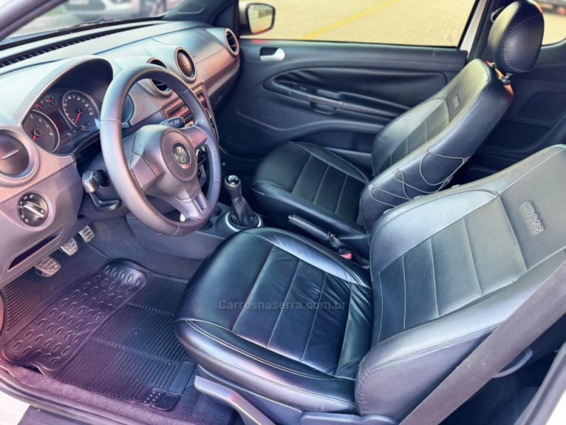 SAVEIRO 1.6 CROSS CE 8V FLEX 2P MANUAL - 2014 - FELIZ