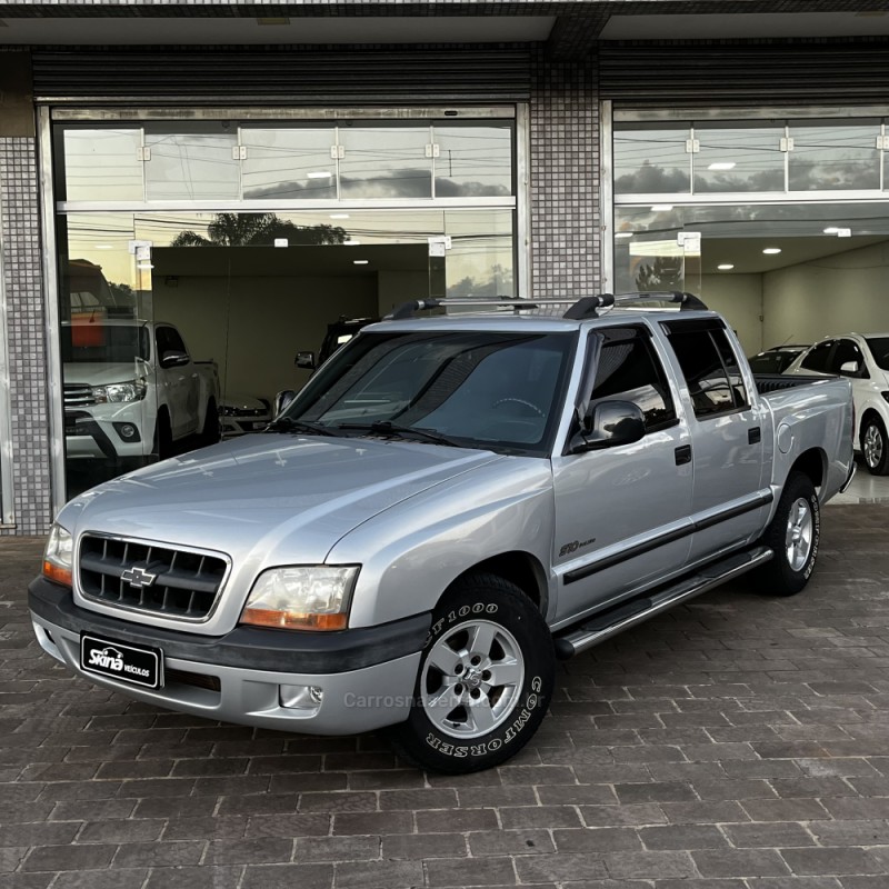 S10 2.8 DLX 4X4 CD 12V TURBO INTERCOOLER DIESEL 4P MANUAL - 2002 - VACARIA