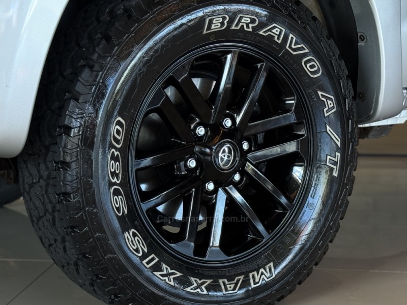 HILUX 3.0 SRV 4X4 CD 16V TURBO INTERCOOLER DIESEL 4P AUTOMÁTICO - 2014 - DOIS IRMãOS