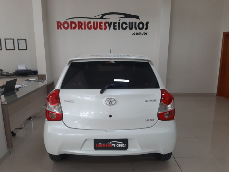 ETIOS 1.5 XS 16V FLEX 4P AUTOMÁTICO - 2017 - CAXIAS DO SUL