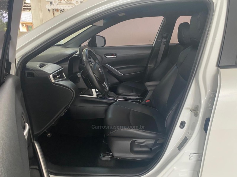 COROLLA 2.0 CROSS XRE 16V FLEX 4P AUTOMÁTICO - 2024 - LAJEADO