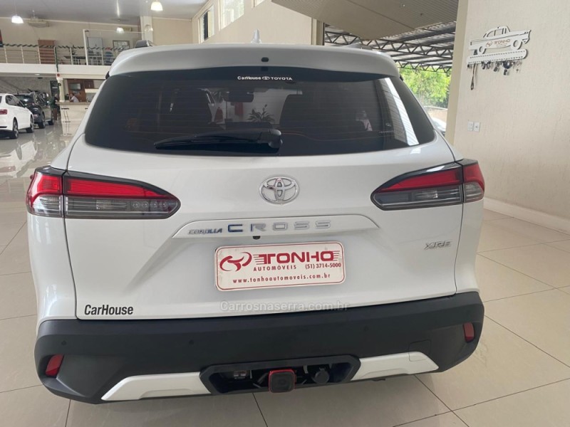 COROLLA 2.0 CROSS XRE 16V FLEX 4P AUTOMÁTICO - 2024 - LAJEADO