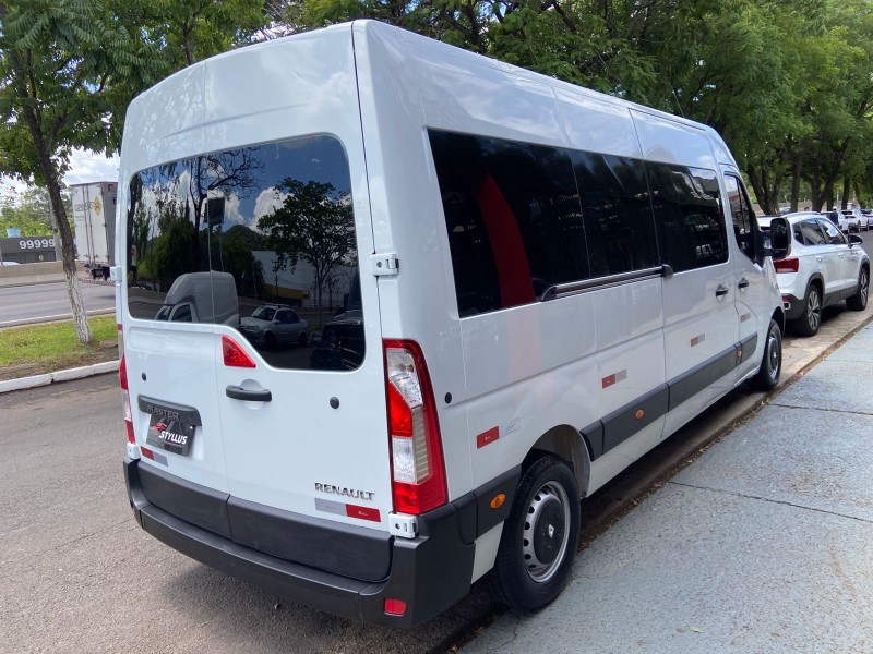 MASTER 2.3 DCI MINIBUS EXECUTIVE L3H2 16 LUGARES 16V DIESEL 4P MANUAL - 2017 - ESTâNCIA VELHA