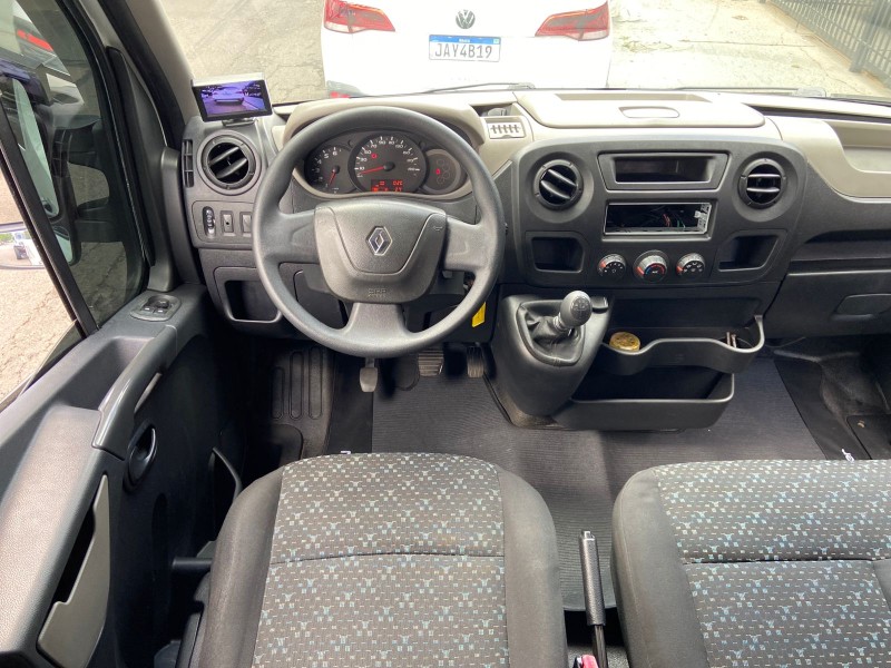 MASTER 2.3 DCI MINIBUS EXECUTIVE L3H2 16 LUGARES 16V DIESEL 4P MANUAL - 2017 - ESTâNCIA VELHA