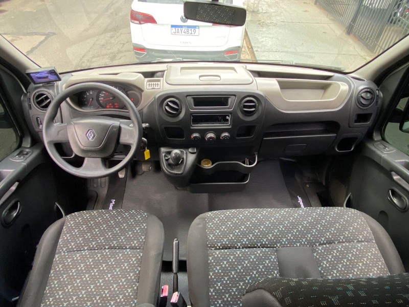 MASTER 2.3 DCI MINIBUS EXECUTIVE L3H2 16 LUGARES 16V DIESEL 4P MANUAL - 2017 - ESTâNCIA VELHA