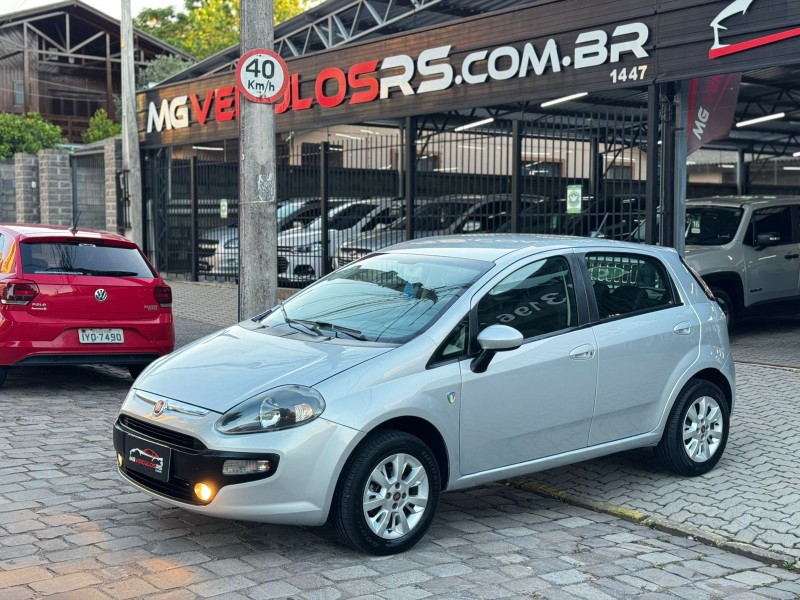 punto 1.4 attractive italia 8v flex 4p manual 2015 caxias do sul