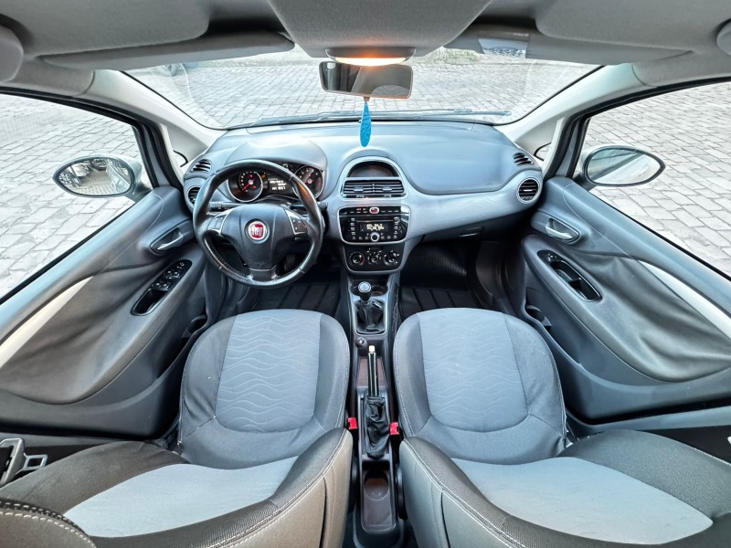 PUNTO 1.4 ATTRACTIVE ITALIA 8V FLEX 4P MANUAL - 2015 - CAXIAS DO SUL