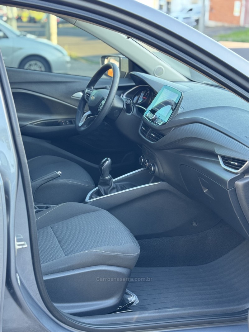 ONIX 1.0 LT 12V FLEX 4P MANUAL - 2022 - NOVO HAMBURGO