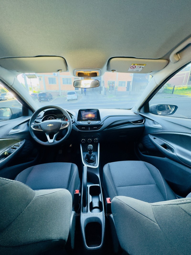 ONIX 1.0 LT 12V FLEX 4P MANUAL - 2022 - NOVO HAMBURGO