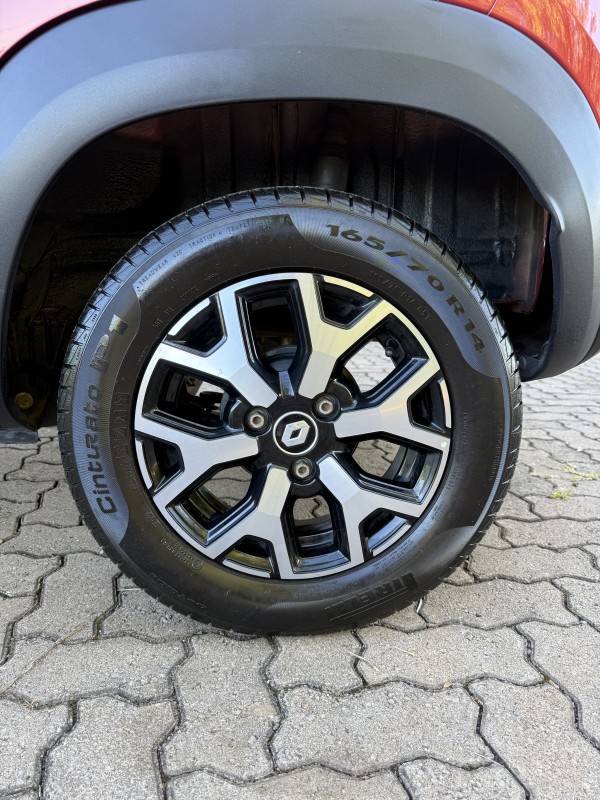 KWID 1.0 12V OUTSIDER FLEX 4P MANUAL - 2023 - ARROIO DO MEIO
