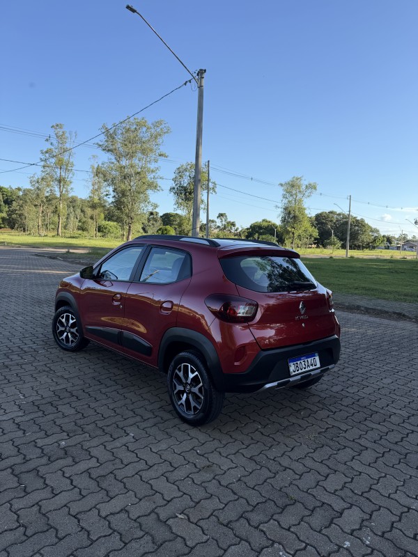 KWID 1.0 12V OUTSIDER FLEX 4P MANUAL - 2023 - ARROIO DO MEIO