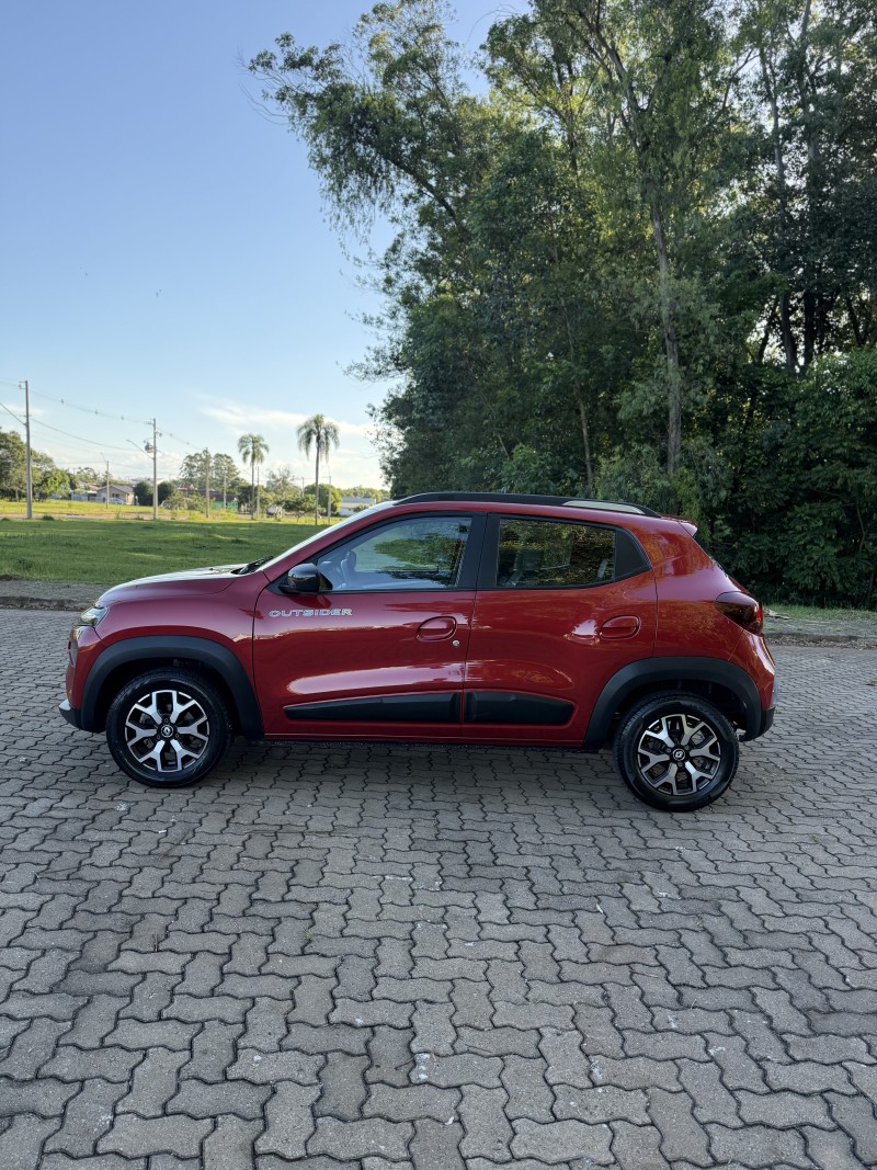 KWID 1.0 12V OUTSIDER FLEX 4P MANUAL - 2023 - ARROIO DO MEIO