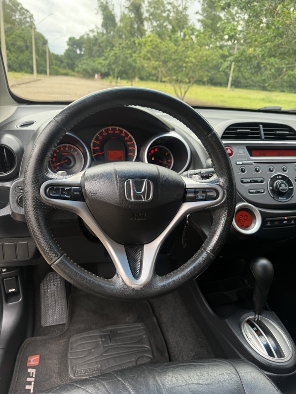 FIT 1.5 EX 16V FLEX 4P AUTOMÁTICO - 2014 - ARROIO DO MEIO