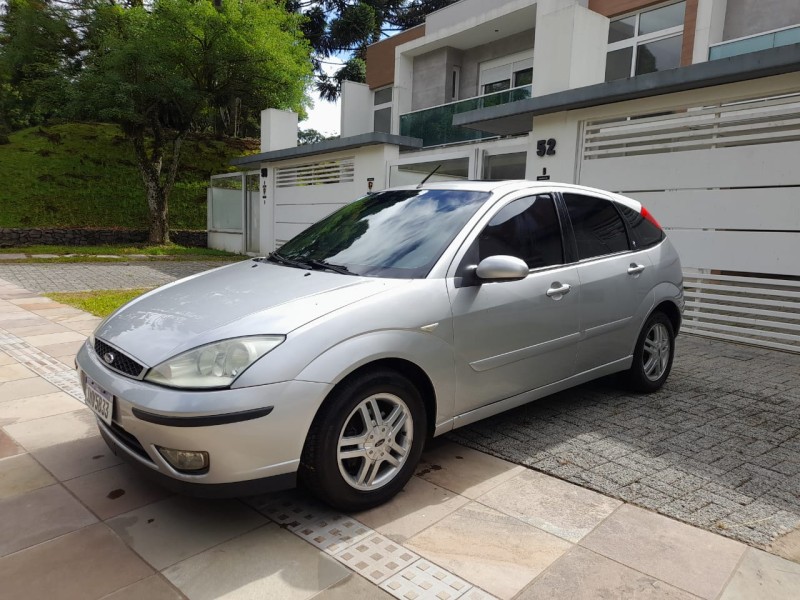 focus 2.0 ghia 16v gasolina 4p manual 2006 farroupilha