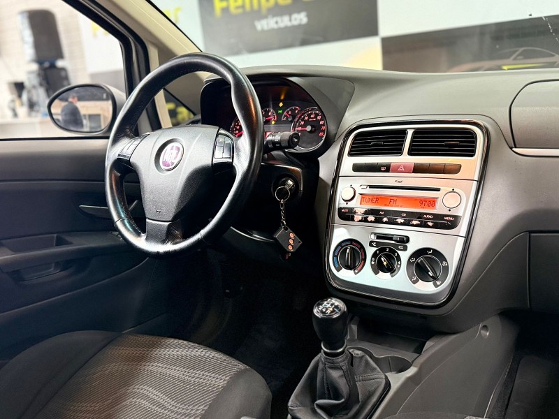 PUNTO 1.4 ELX 8V FLEX 4P MANUAL - 2010 - CAXIAS DO SUL