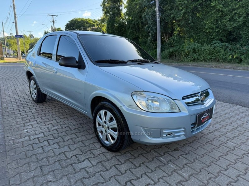 PRISMA 1.4 MPFI LT 8V FLEX 4P MANUAL - 2011 - IVOTI