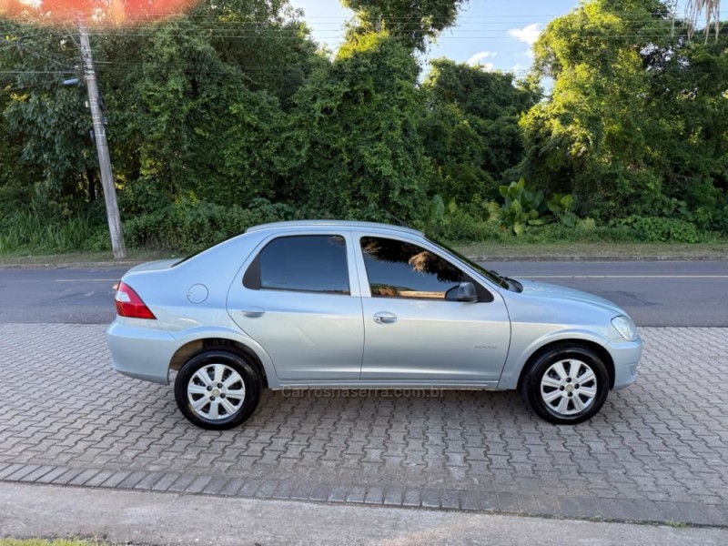 PRISMA 1.4 MPFI LT 8V FLEX 4P MANUAL - 2011 - IVOTI