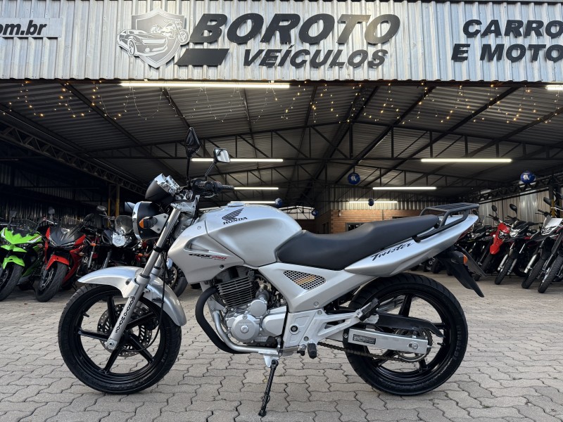 cbx 250 twister  2005 bento goncalves