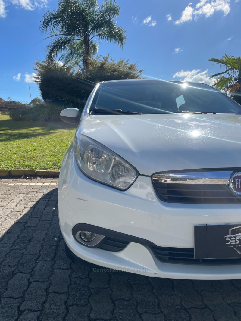 SIENA 1.4 MPI ATTRACTIVE 8V FLEX 4P MANUAL - 2013 - CAXIAS DO SUL