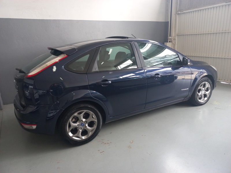 focus 2.0 titanium hatch 16v flex 4p automatico 2013 bento goncalves