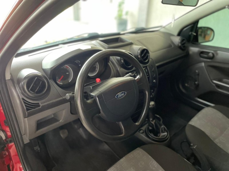 FIESTA 1.0 MPI HATCH 8V FLEX 4P MANUAL - 2011 - BOM PRINCíPIO