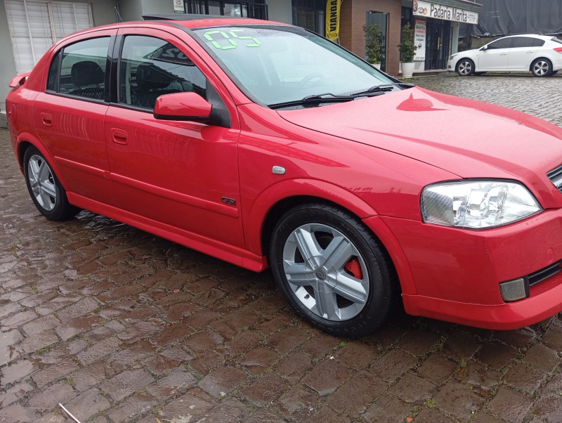 ASTRA 2.0 SFI GSI 16V GASOLINA 4P MANUAL - 2005 - CAXIAS DO SUL