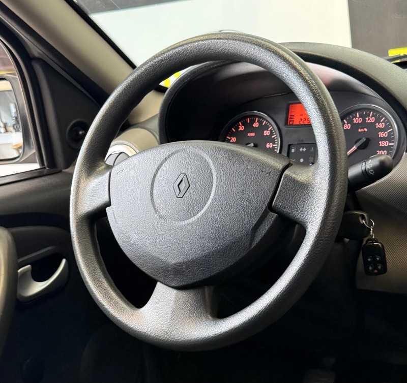 SANDERO 1.0 EXPRESSION 16V FLEX 4P MANUAL - 2011 - CAXIAS DO SUL