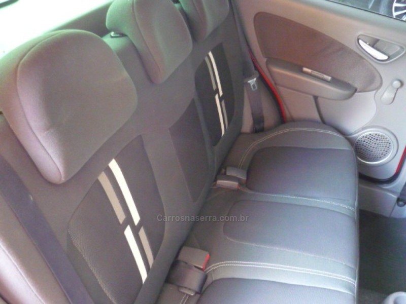 PALIO 1.6 MPI ESSENCE 16V FLEX 4P AUTOMATIZADO - 2014 - ARROIO DO MEIO