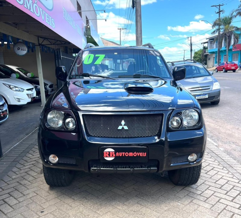PAJERO 3.5 HPE 4X4 V6 24V FLEX 4P AUTOMÁTICO - 2007 - PAROBé