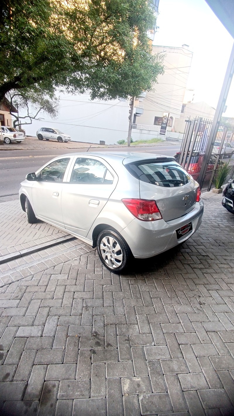 ONIX 1.0 LT PLUS 4P FLEX MANUAL - 2014 - CAXIAS DO SUL