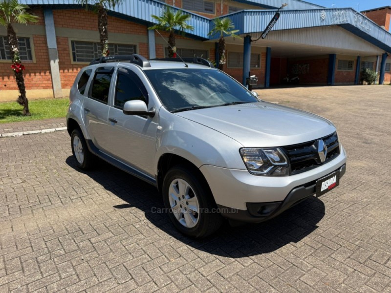 duster 1.6 expression 4x2 16v flex 4p automatico 2019 brochier
