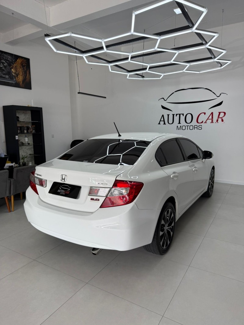 CIVIC 2.0 LXR 16V FLEX 4P AUTOMÁTICO - 2015 - CAXIAS DO SUL