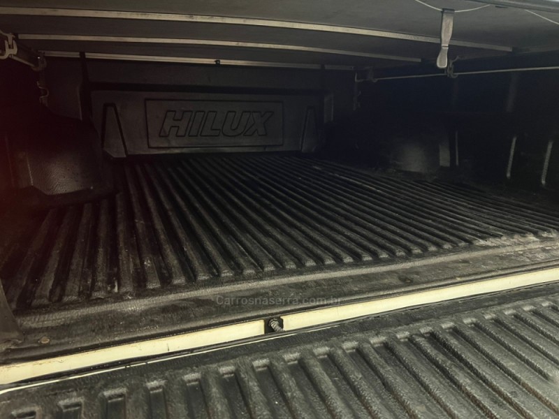 HILUX 3.0 SR 4X4 CD 16V TURBO INTERCOOLER DIESEL 4P MANUAL - 2013 - CAXIAS DO SUL