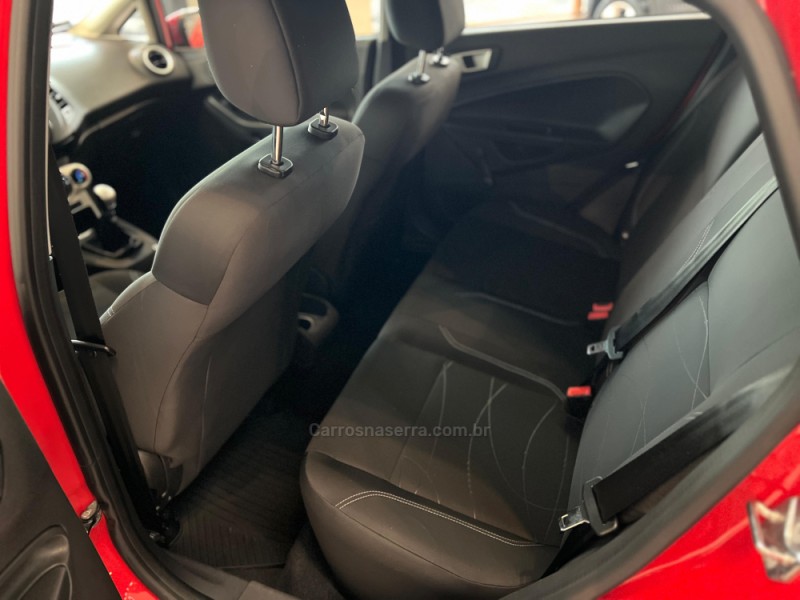 FIESTA 1.6 SE HATCH 16V FLEX 4P MANUAL - 2017 - CAXIAS DO SUL