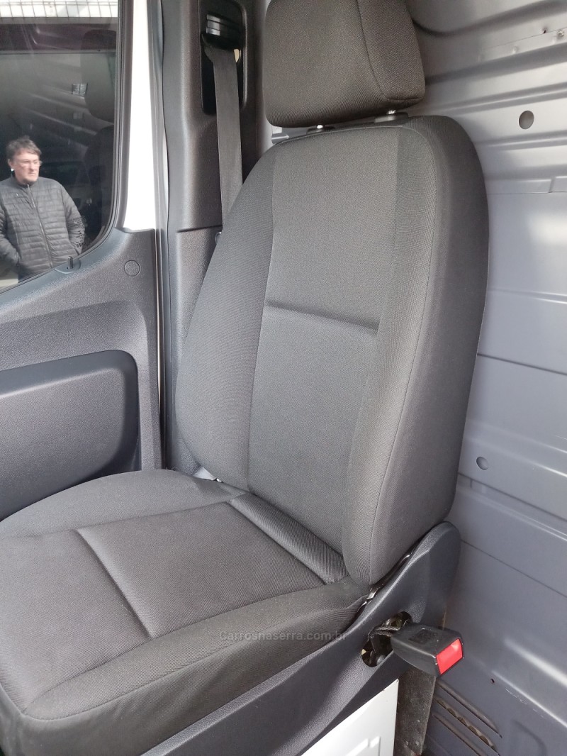 SPRINTER 2.2 FURGÃO 416 LONGO TETO ALTO DIESEL 3P MANUAL - 2022 - BENTO GONçALVES