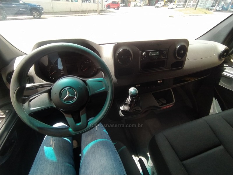 SPRINTER 2.2 FURGÃO 416 LONGO TETO ALTO DIESEL 3P MANUAL - 2021 - BENTO GONçALVES