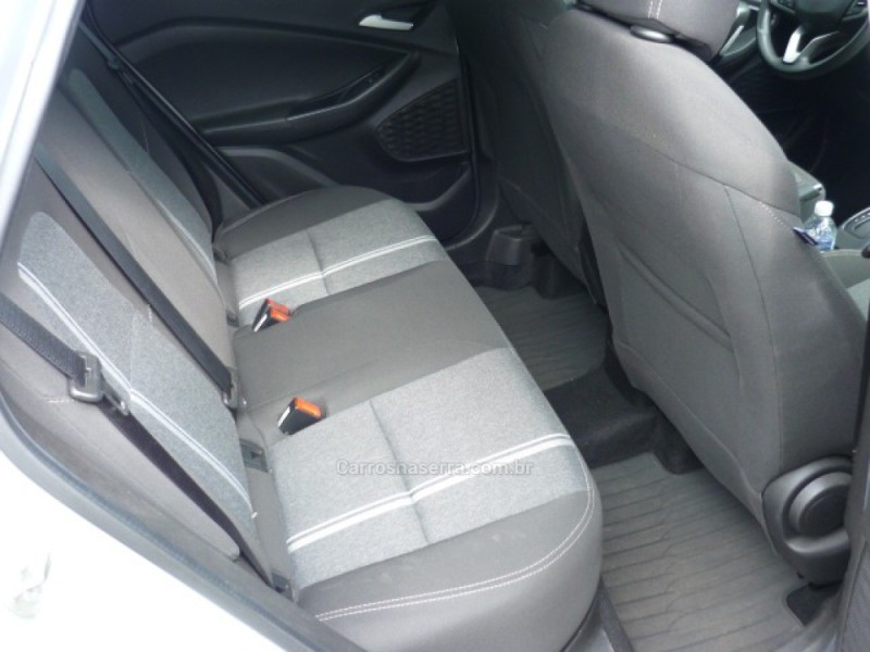 TRACKER 1.0 12V LT TURBO FLEX 4P AUTOMÁTICO - 2022 - ARROIO DO MEIO