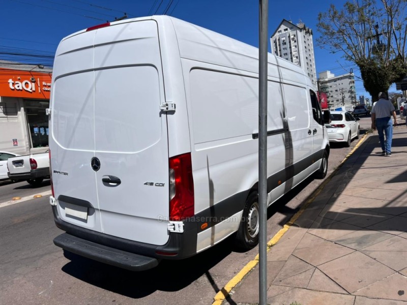 SPRINTER 2.2 416 FURGÃO EXTRA LONGO TETO ALTO TURBO DIESEL 2P MANUAL - 2020 - BENTO GONçALVES