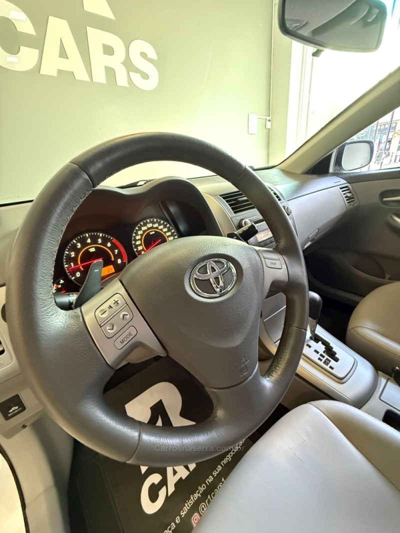 COROLLA 2.0 XEI 16V FLEX 4P AUTOMÁTICO - 2011 - LAJEADO