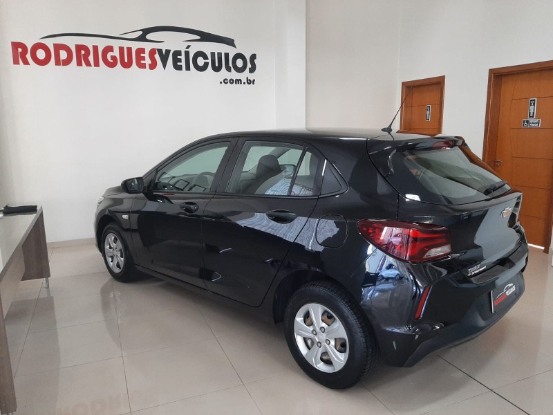 ONIX 1.0 12V FLEX 4P MANUAL - 2022 - CAXIAS DO SUL