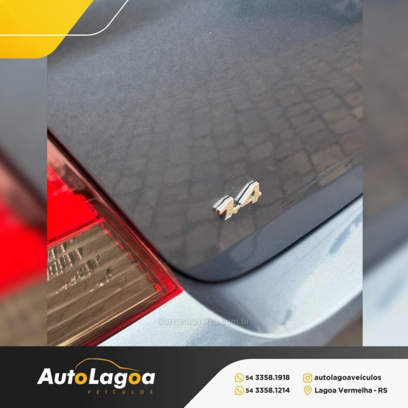 ONIX 1.4 MPFI LT 8V FLEX 4P MANUAL - 2015 - LAGOA VERMELHA