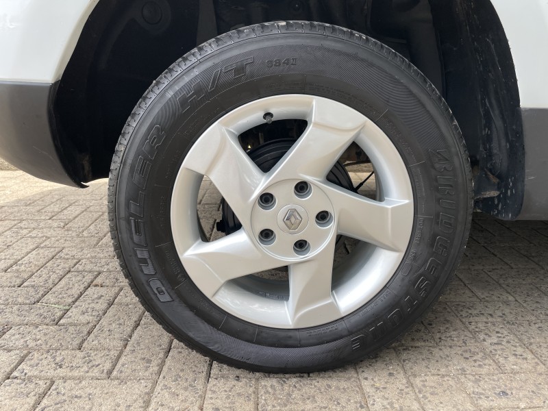 DUSTER 2.0 DYNAMIQUE 4X4 16V FLEX 4P MANUAL - 2015 - CAXIAS DO SUL