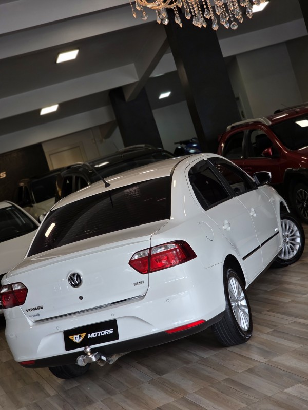 VOYAGE 1.6 MSI TOTALFLEX HIGHLINE 4P MANUAL - 2015 - CAXIAS DO SUL