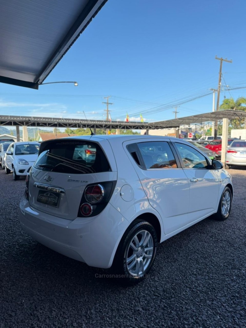 SONIC 1.6 LTZ 16V FLEX 4P AUTOMÁTICO - 2013 - LAJEADO