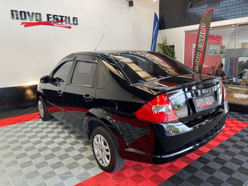 FIESTA 1.6 MPI CLASS SEDAN 8V FLEX 4P MANUAL - 2008 - CAXIAS DO SUL