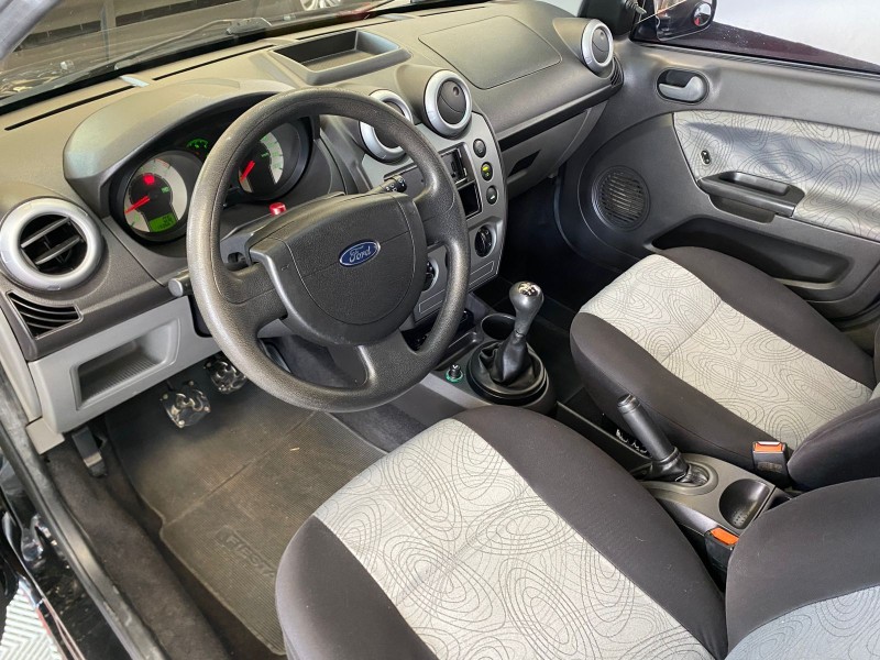 FIESTA 1.6 MPI CLASS SEDAN 8V FLEX 4P MANUAL - 2008 - CAXIAS DO SUL