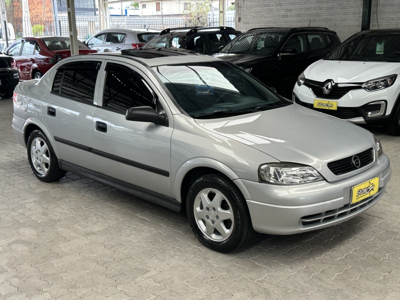 ASTRA 2.0 SFI GLS SEDAN 16V GASOLINA 4P MANUAL - 1999 - CAXIAS DO SUL