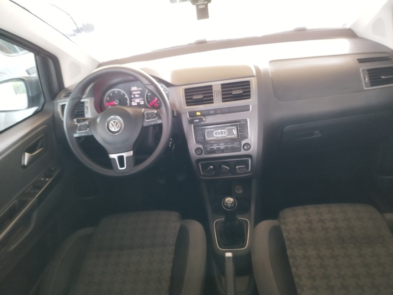 FOX 1.6 COMFORTLINE 8V FLEX 4P MANUAL - 2015 - VERANóPOLIS