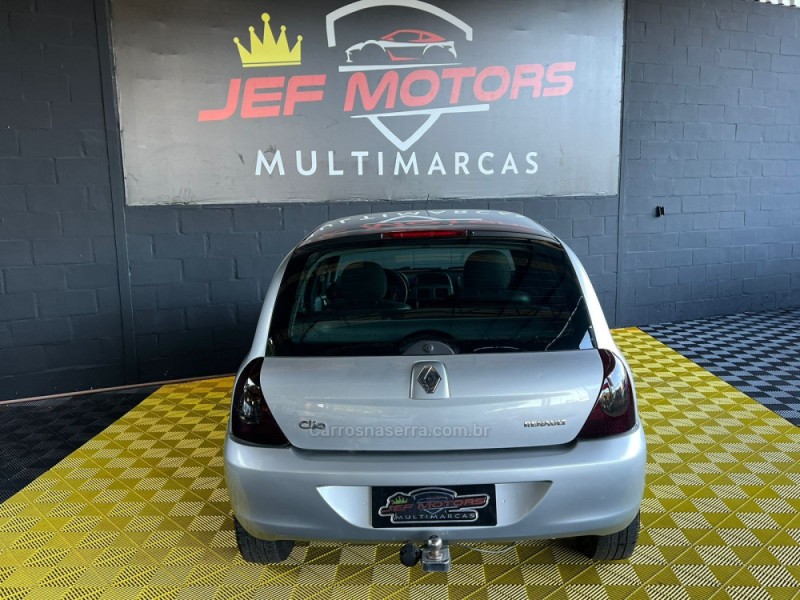 CLIO 1.0 CAMPUS 16V FLEX 4P MANUAL - 2011 - CAXIAS DO SUL
