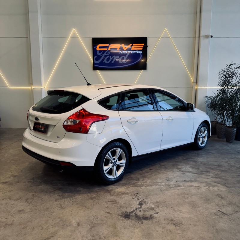 FOCUS 1.6 S 16V FLEX 4P MANUAL - 2015 - CAXIAS DO SUL